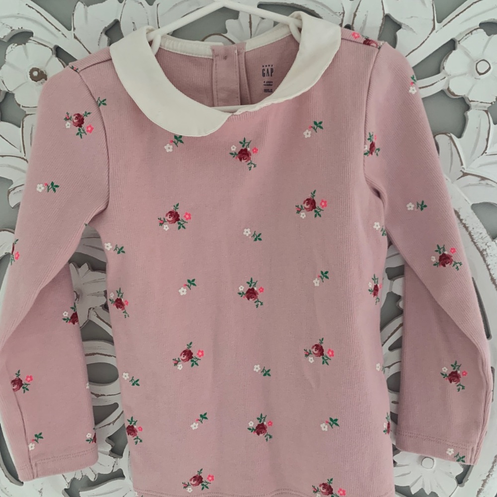 Peter Pan collar shirt